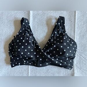 Aqua Eve Bikini Top NWT